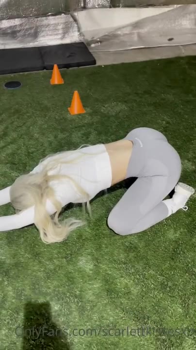 ScarlettkissesXO – My Personal Trainer Fucked Me