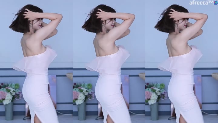 dign1461 Sexy KBJ Dancing 1
