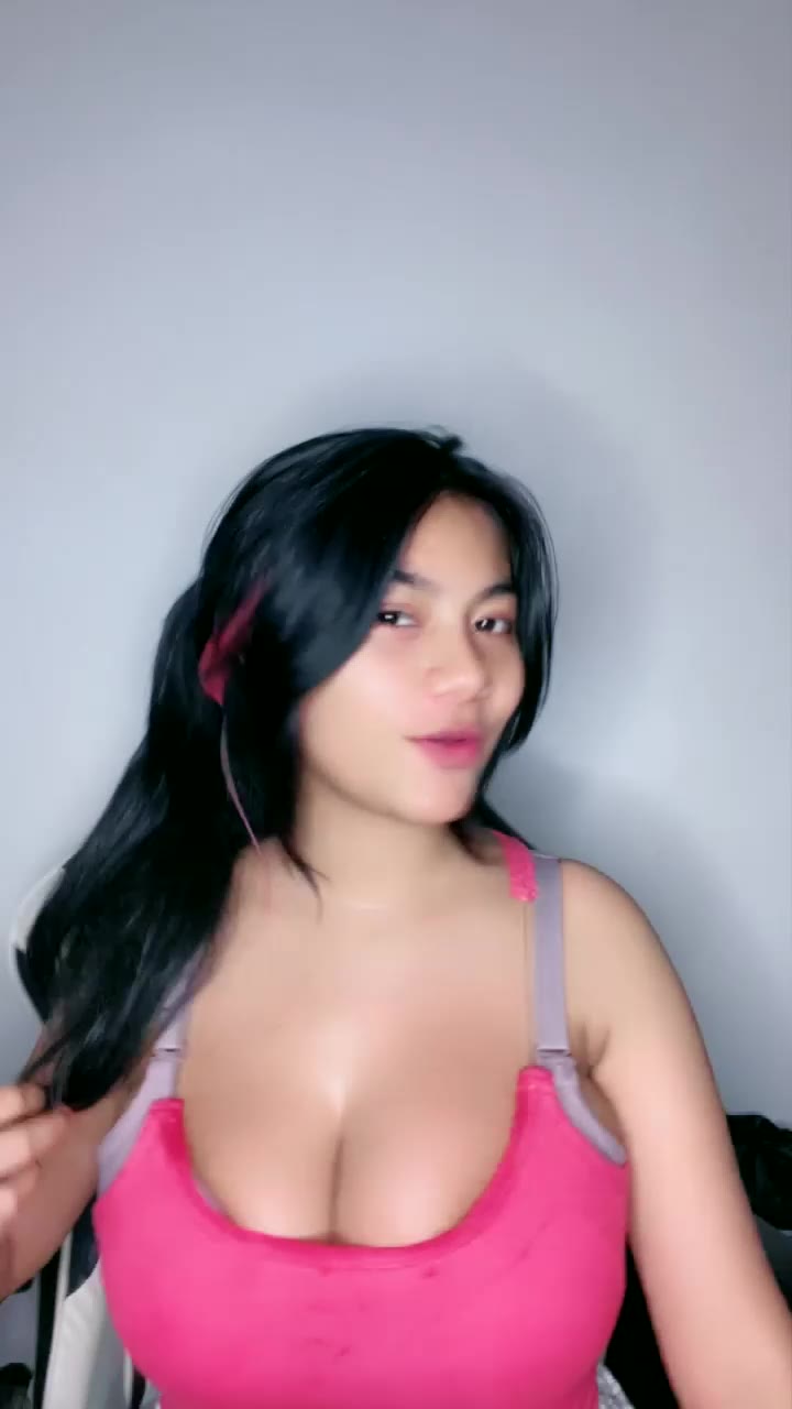 Bokep Abg Miss Yeuwuy Gadis Mungil Pamerin Gunung Kembar // 18601