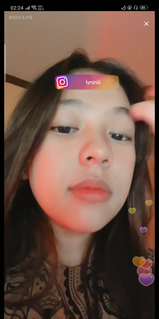Seductive lyninii live show