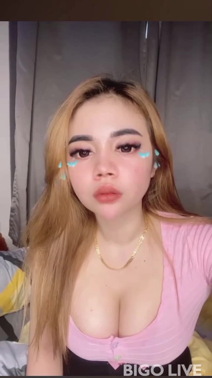Bigo Live: Wina Bruhh – Sexy Videos & Pics