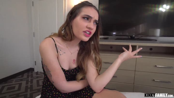 Kinky Family – Sera Ryder – Stepsis exposed fucking on cam