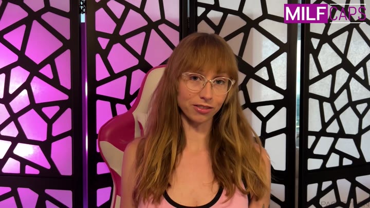 Gamer Girl Sister Seduces Her Brother To Cum With Joi