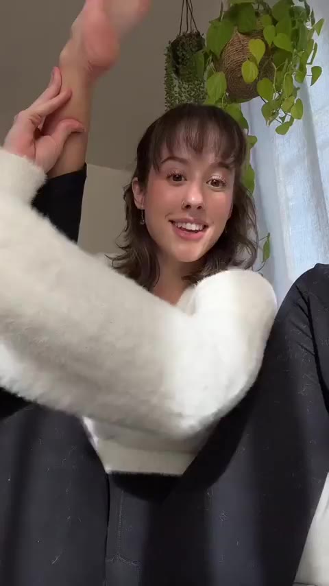 Jules Ari Onlyfans leak 21