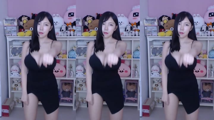 Korean BJ Queenvelvet sexy motorbike dance performance