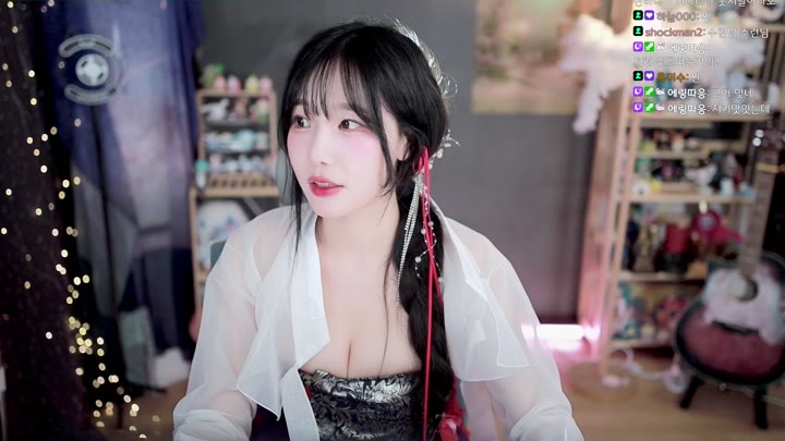 Twitch-sooflower-20240211151504