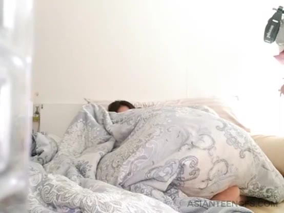 Leaked sex video of a real Asian couple