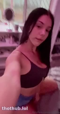 Poppi Louiz onlyfans leaked 23