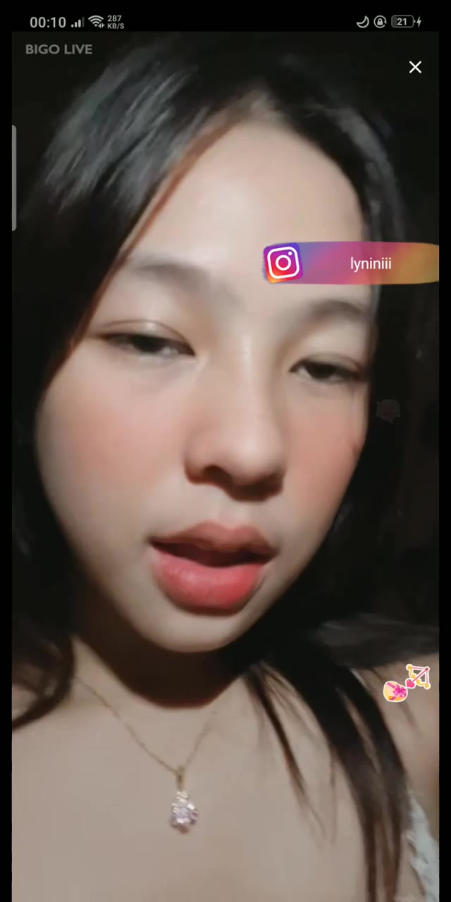 Bigo beauty live show with Lyninii