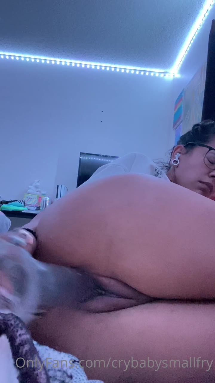 CryBabysMallFry Hot Onlyfans Leaked Video 56