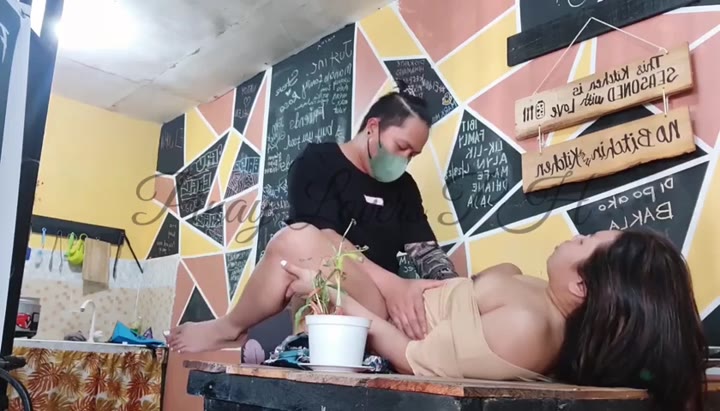 Pinay – Public Sex in Eatery
