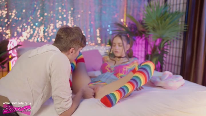 SolaZola – stepbrother nerd showed stepsister a dick