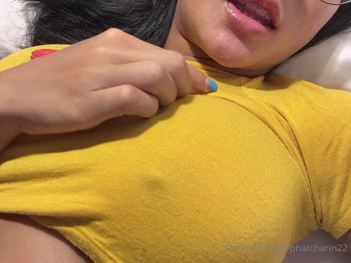 PraewAsian aka phatcharin22 Onlyfans Leaked 34