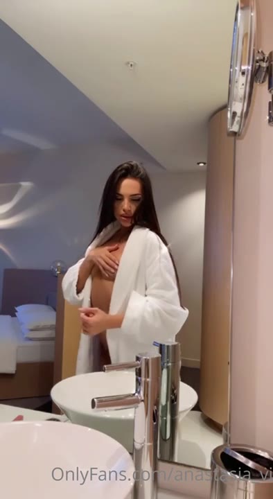 Anastasia Vi’s Sexy OnlyFans Video Leaked