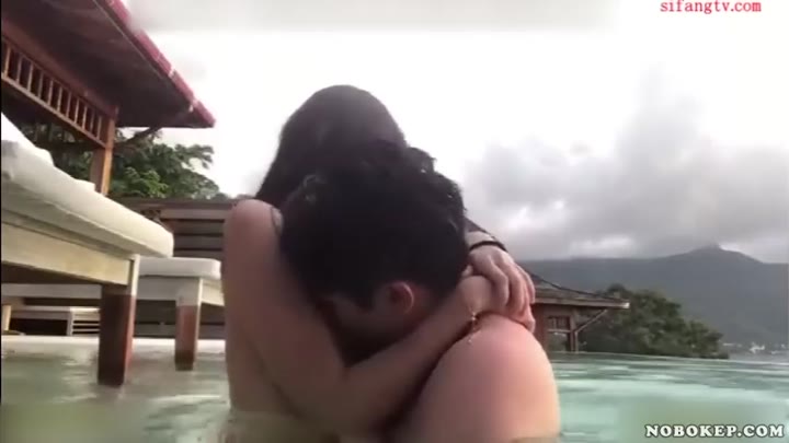 Bokep Pacar Chindo Dientot saat Liburan di Pantai