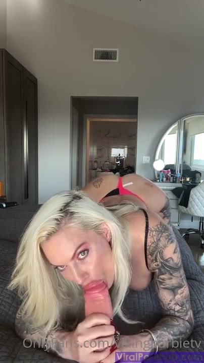 Viking Barbie Onlyfans Bitch Tests Her Huge Dildos