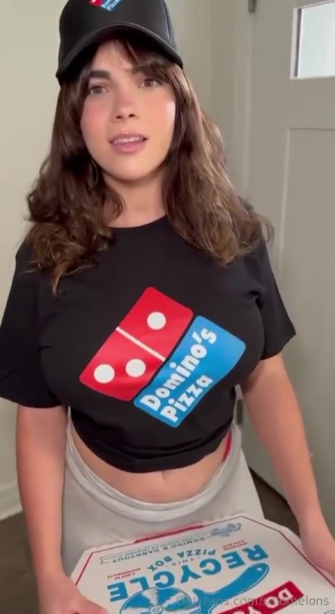 Dominos Pizza Delivery Girl Fucked Like a Whore