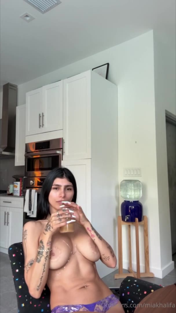 Mia Khalifa Onlyfans Topless Live Yoga Video