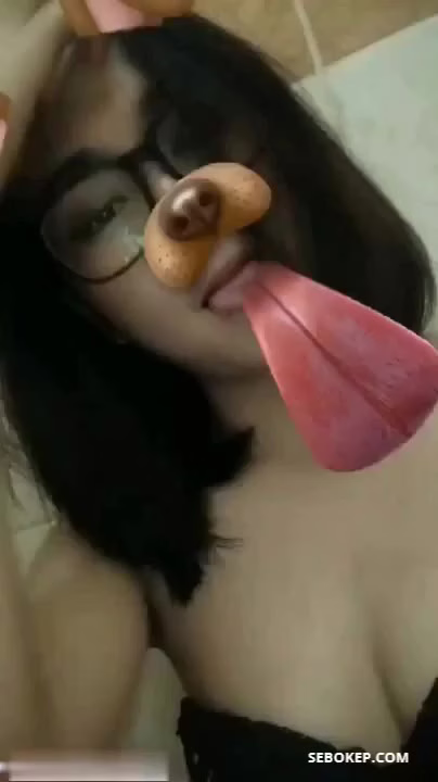 Cewek Bondol Gak Sabaran Pap Bugil Kolpri Vivi Chindo