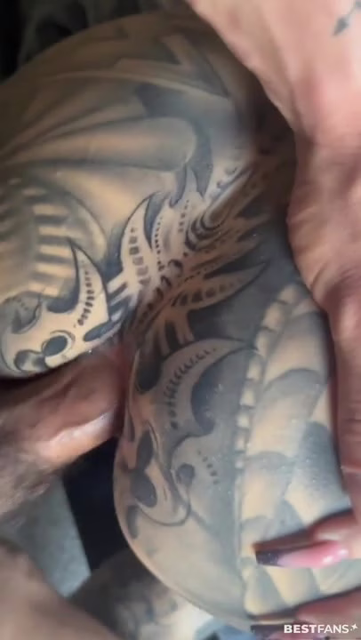 Tattooed GymGamerGirl Gets Her Ass Pounded