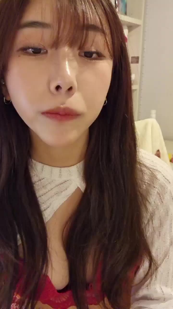 Watch bblove17 2023 06 10 12 11 20
