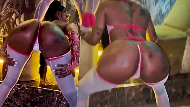 Watch Leonor Bautista and her friends from Bitchesexotic