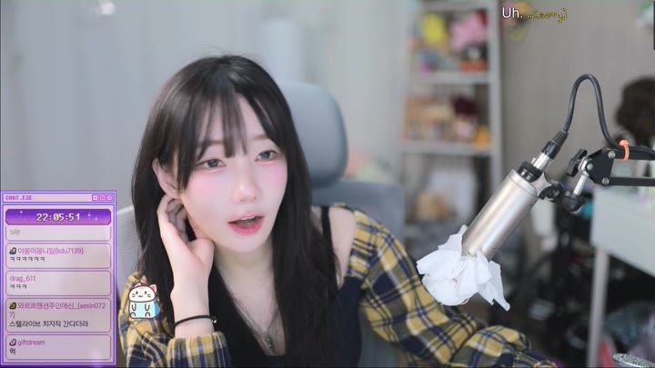 Watch Twitch-magenta62-20240211161607