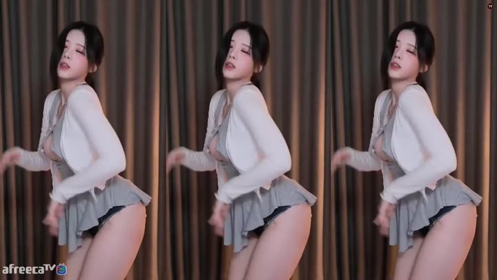 Watch BJ Ham JJing – EXID DDD + Brave Girls Rollin