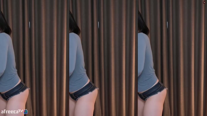 Watch Korean BJ Ham JJing Motorbike Shake dance
