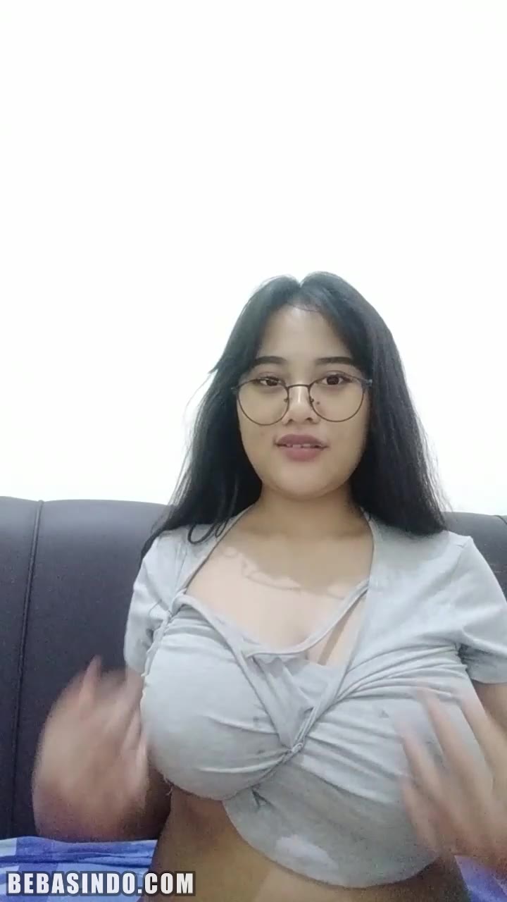 Watch Juice
Intense Asian VCS Session with Acha: Spilling Uther Mango Juice