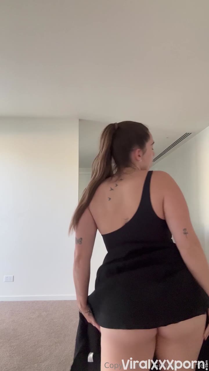 Watch Georgia Carter Drops Her Huge Tits Out Leaked Nude Video