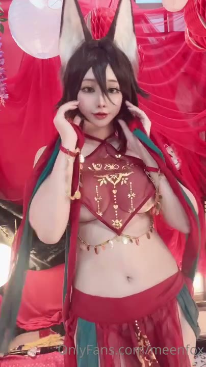Watch cosplayer dancing Meenfox onlyfans video