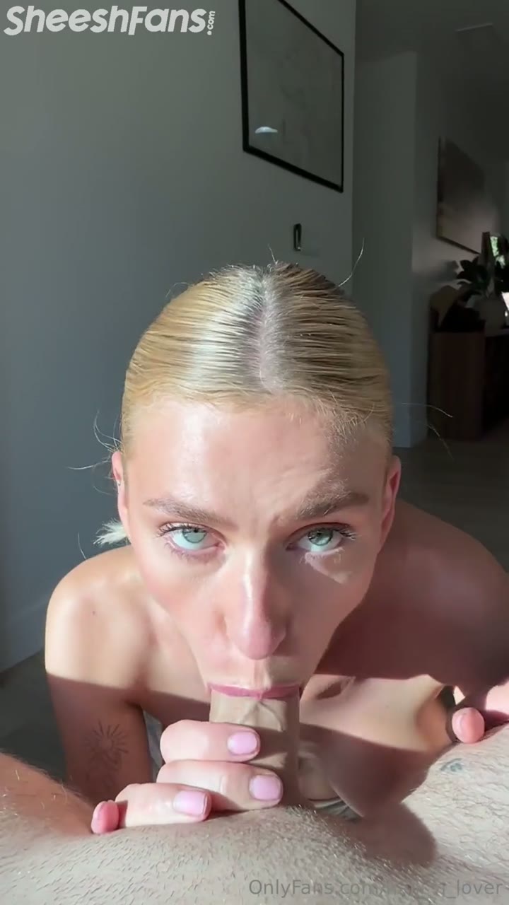 Watch Hallinlover Sunbath While Sucking Cock Onlyfans