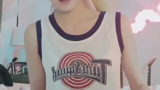 Jenfoxxuwu Carrot Seducing Loony Tunes Onlyfans