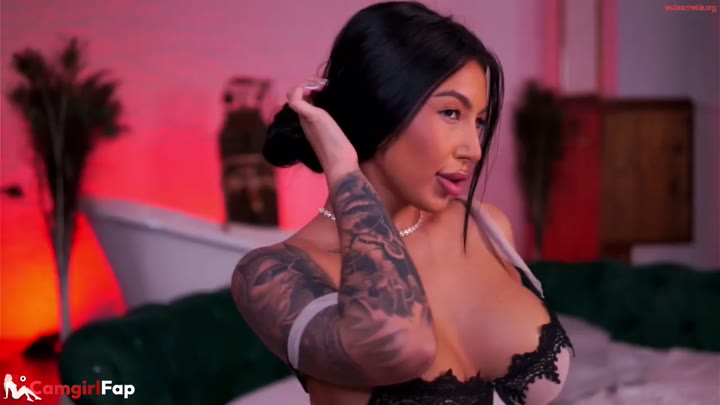 Watch aishaadevoe Nude Strip Oilshow & Dildo Ride Chaturbate