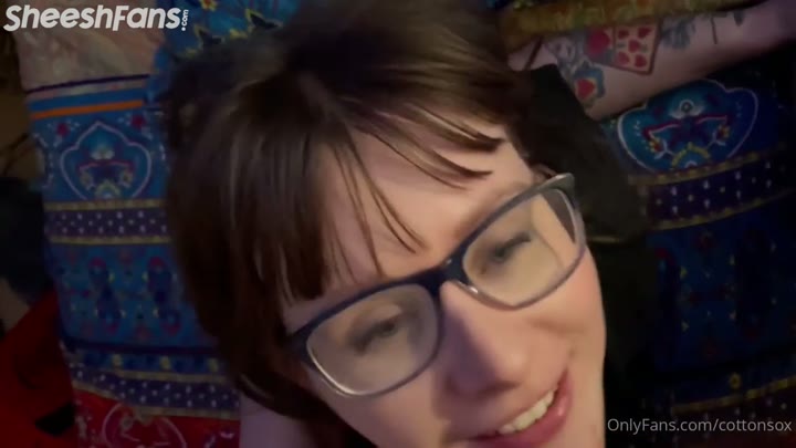 Watch Alice Cottonsox nerdy teen sucking dick Onlyfans Leak