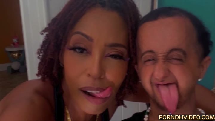 Watch Kisha Chavis Baby Alien Thefanvan fanbus leaked sex tape!!! Viral